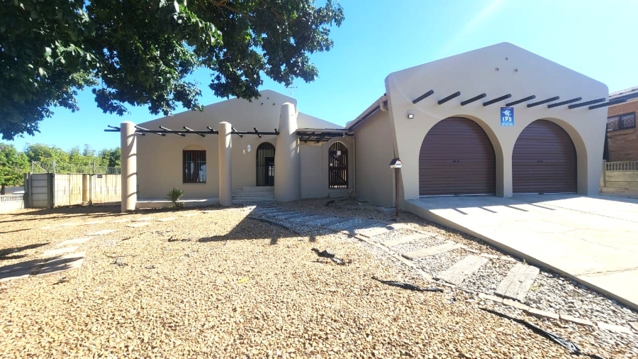 3 Bedroom Property for Sale in Bergzicht Western Cape